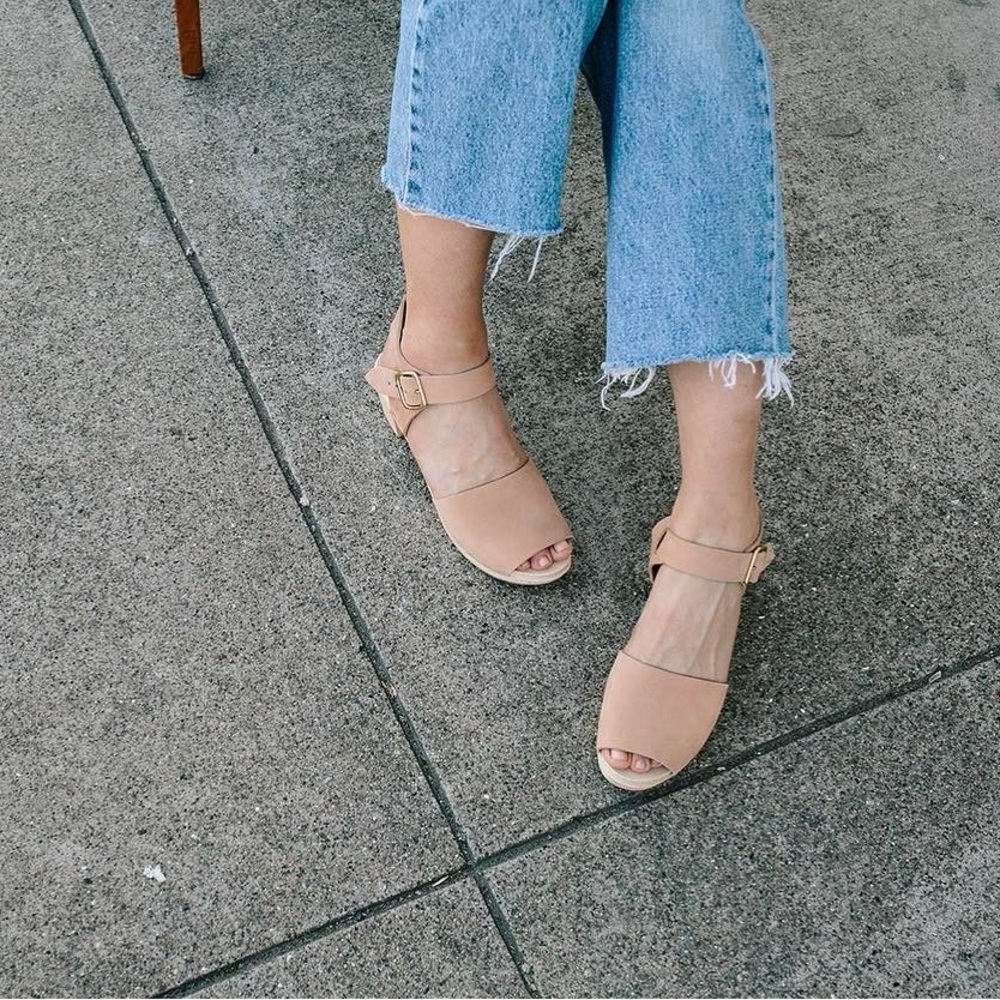 Emma mid heel clog Spanish toe blush 36